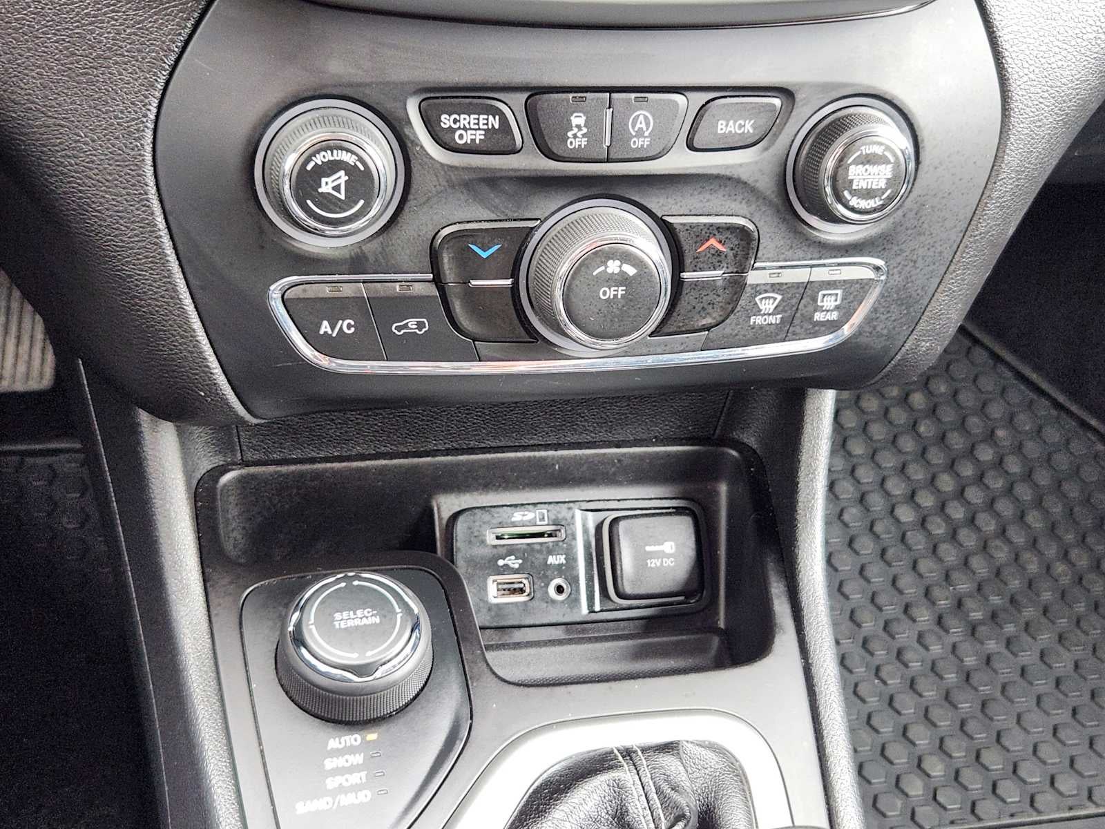 2018 Jeep Cherokee Latitude Plus