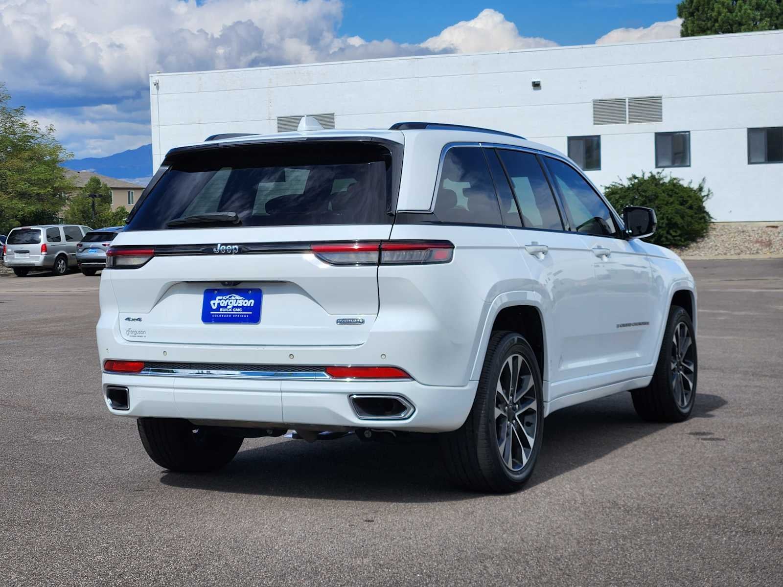 2022 Jeep Grand Cherokee Overland