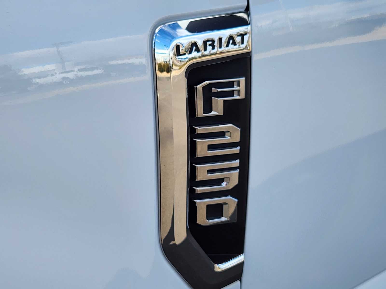 2017 Ford Super Duty F-250 SRW Lariat