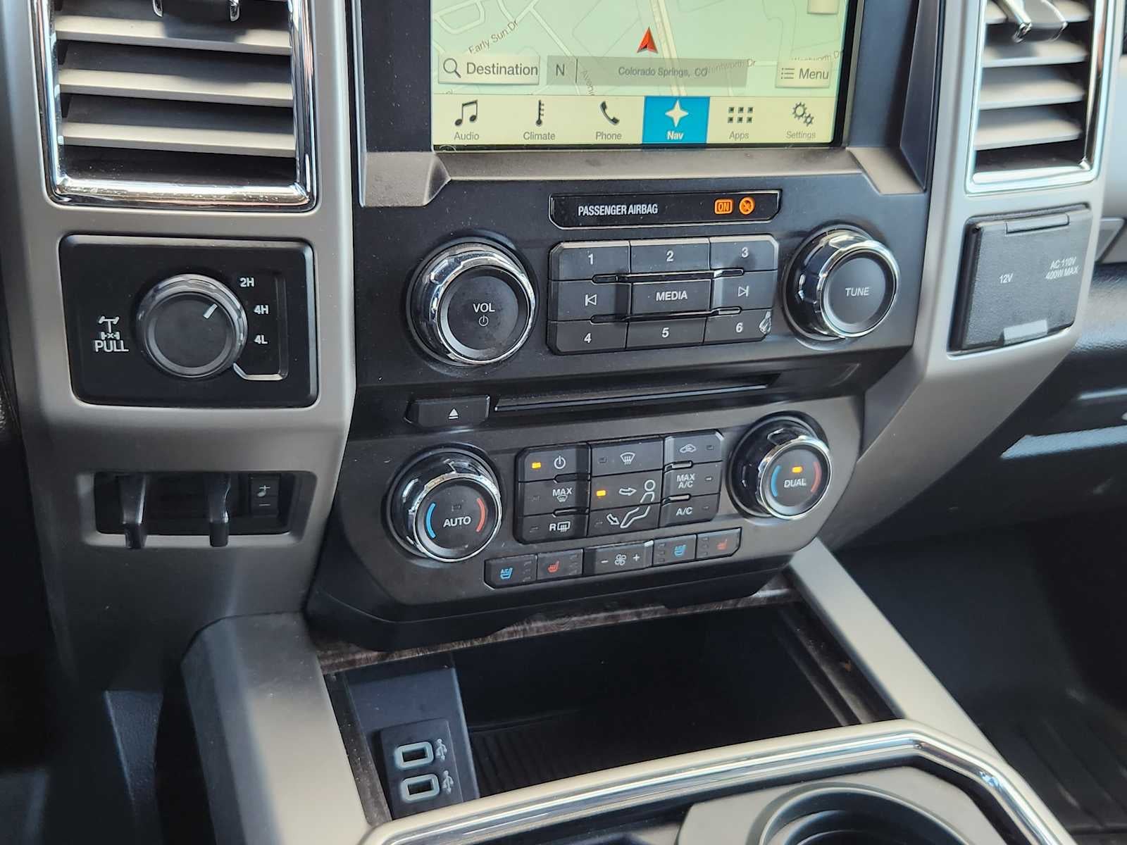 2017 Ford Super Duty F-250 SRW Lariat