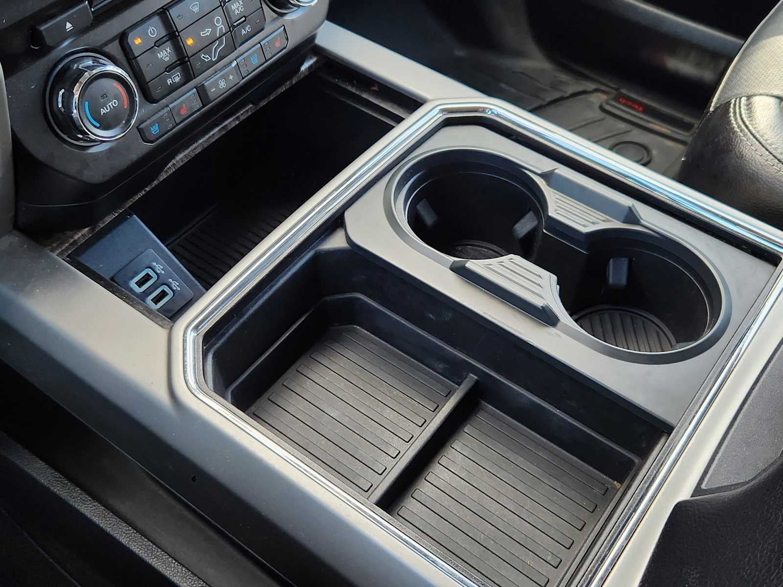 2017 Ford Super Duty F-250 SRW Lariat