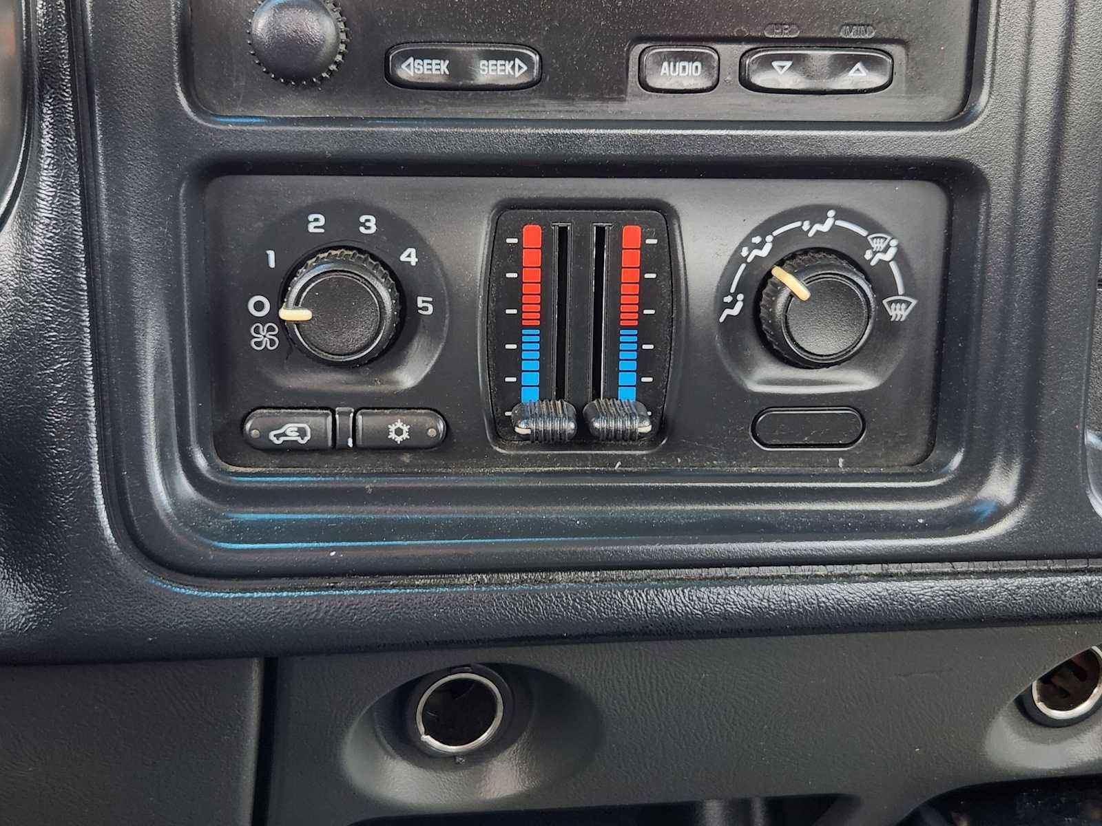 2005 Chevrolet Silverado 3500 HD WT