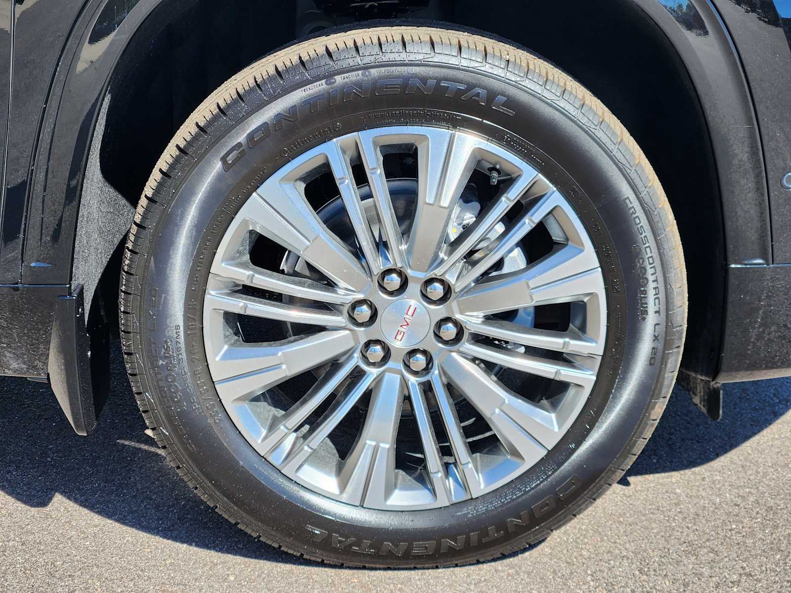 2027 GMC Acadia Denali