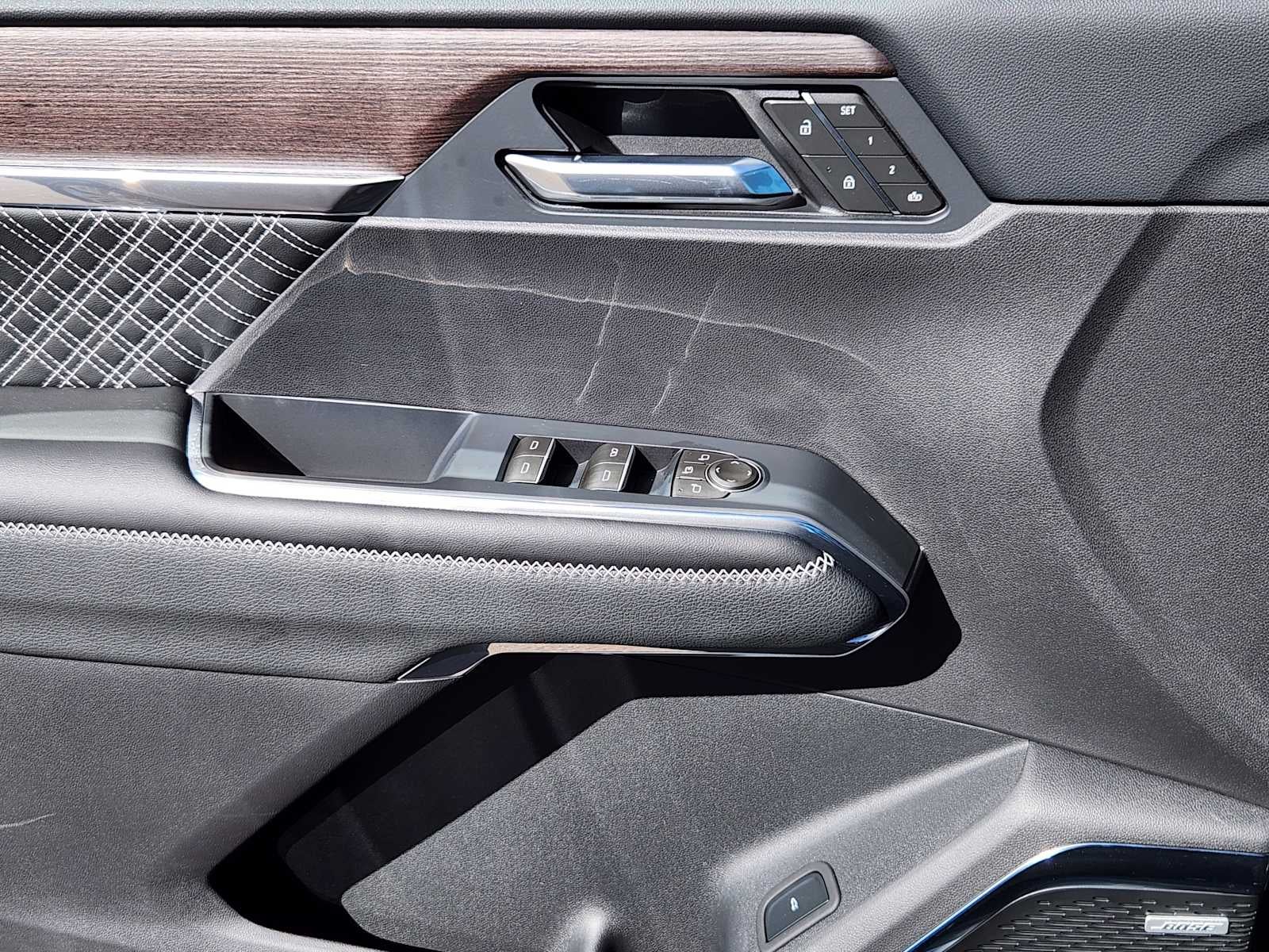 2027 GMC Acadia Denali