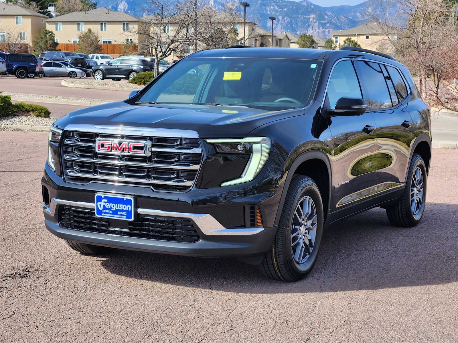2025 GMC Acadia Elevation