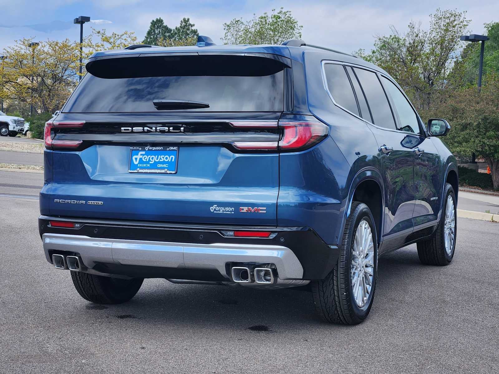 2026 GMC Acadia Denali