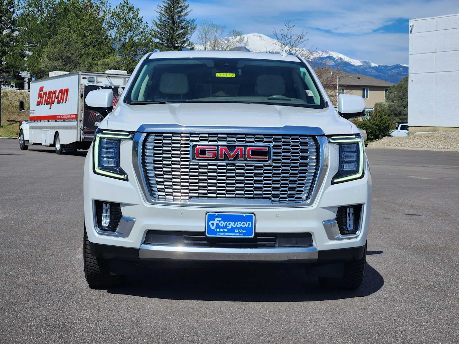 2023 GMC Yukon Denali