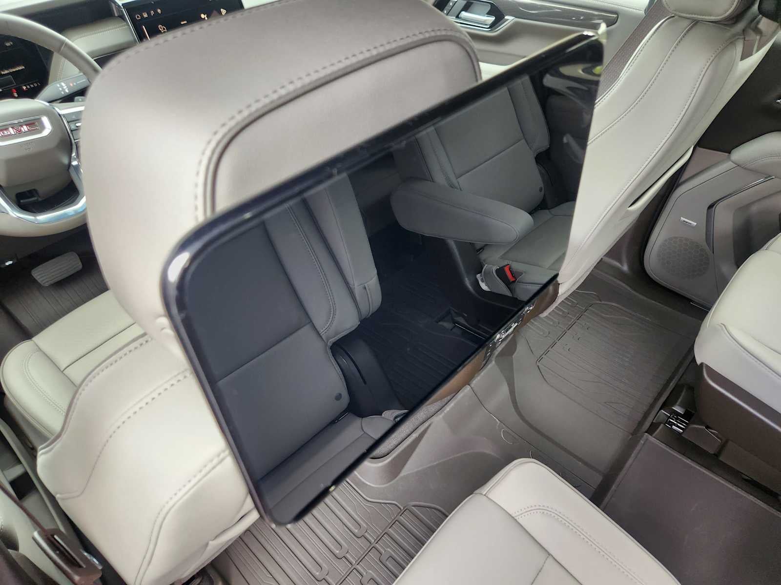 2025 GMC Yukon XL Elevation