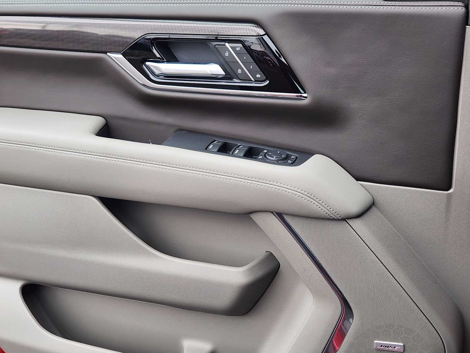 2025 GMC Yukon XL Elevation