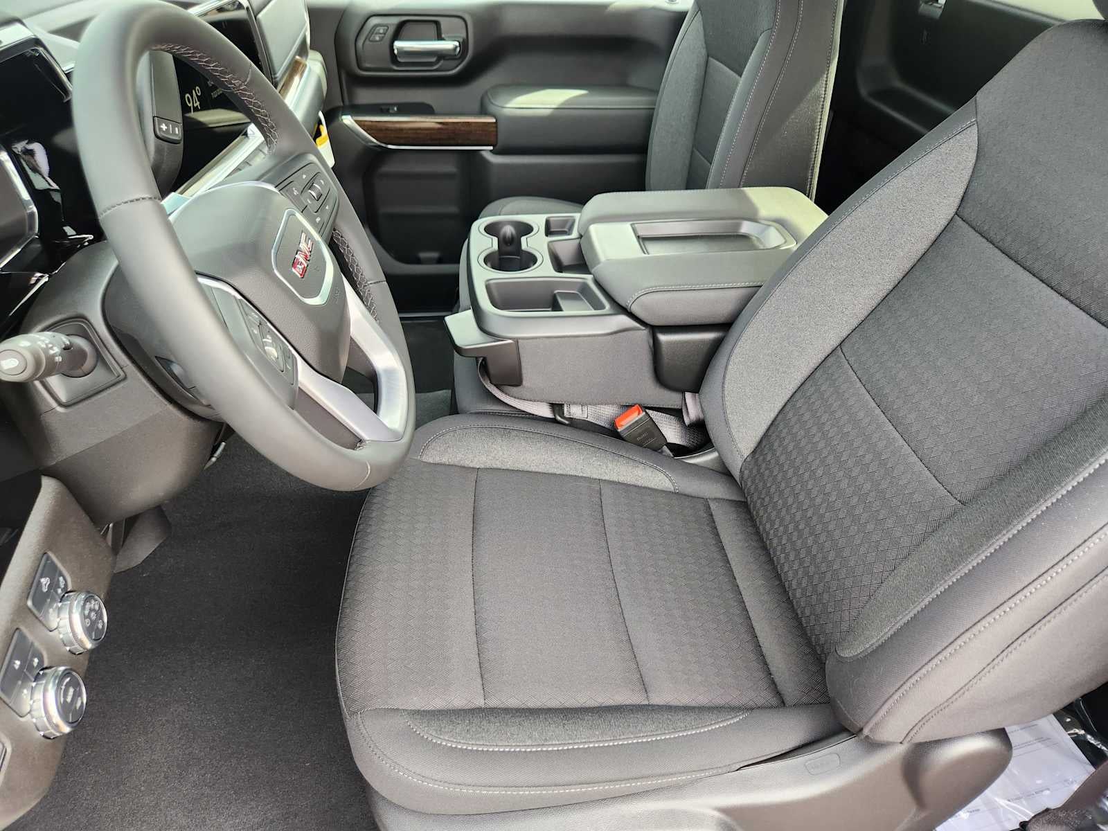 2025 GMC Sierra 3500 HD SLE