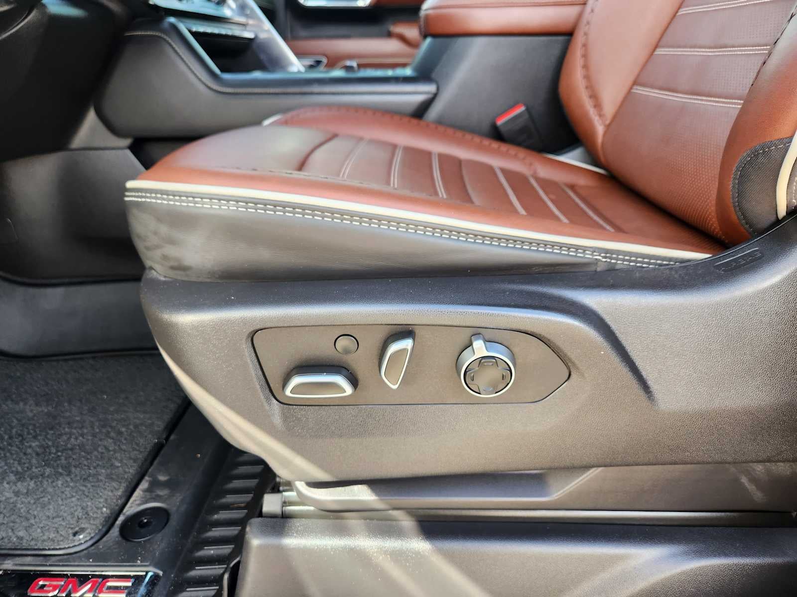 2024 GMC Sierra 3500 HD Denali Ultimate