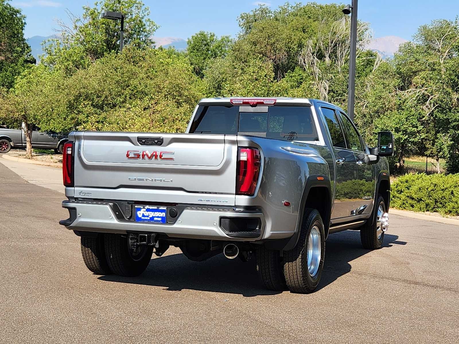 2026 GMC Sierra 3500 HD Denali DRW