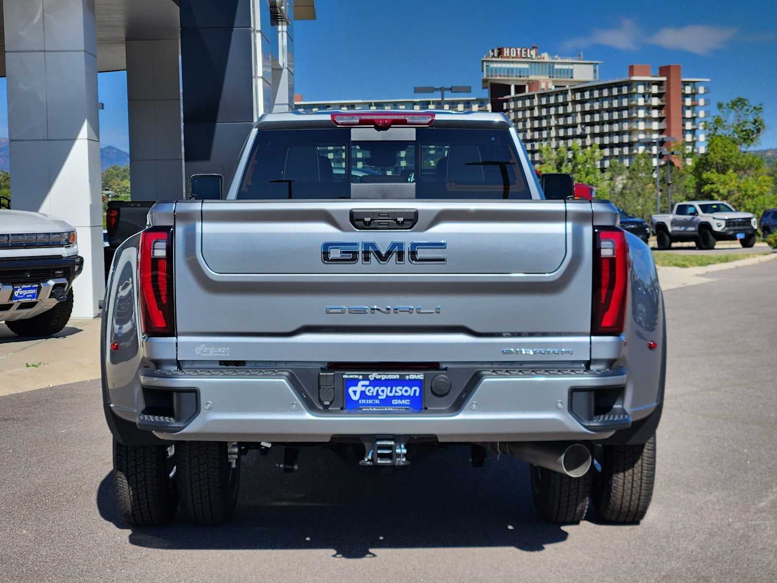 2026 GMC Sierra 3500 HD Denali Ultimate DRW