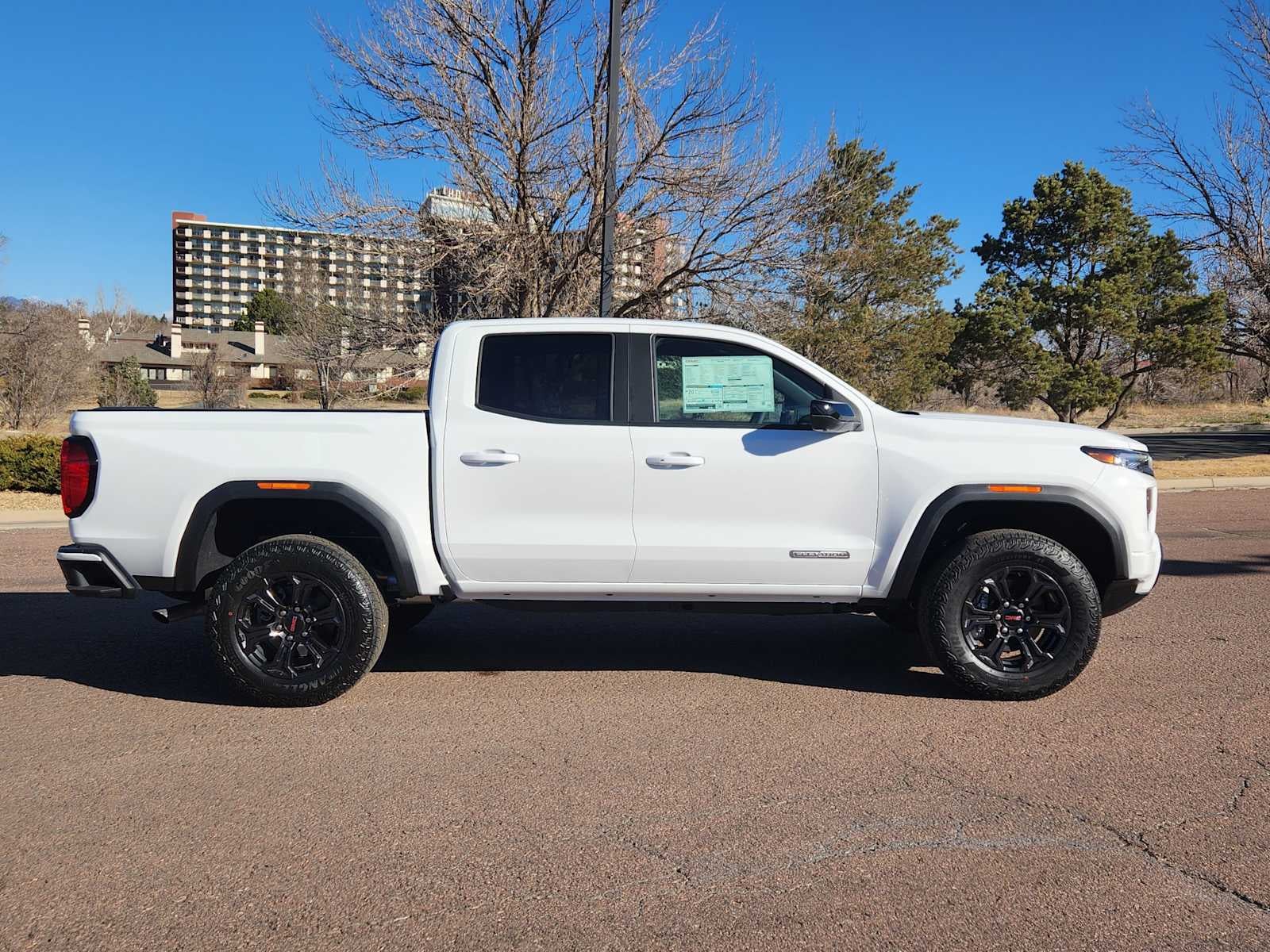 2025 GMC Canyon Elevation