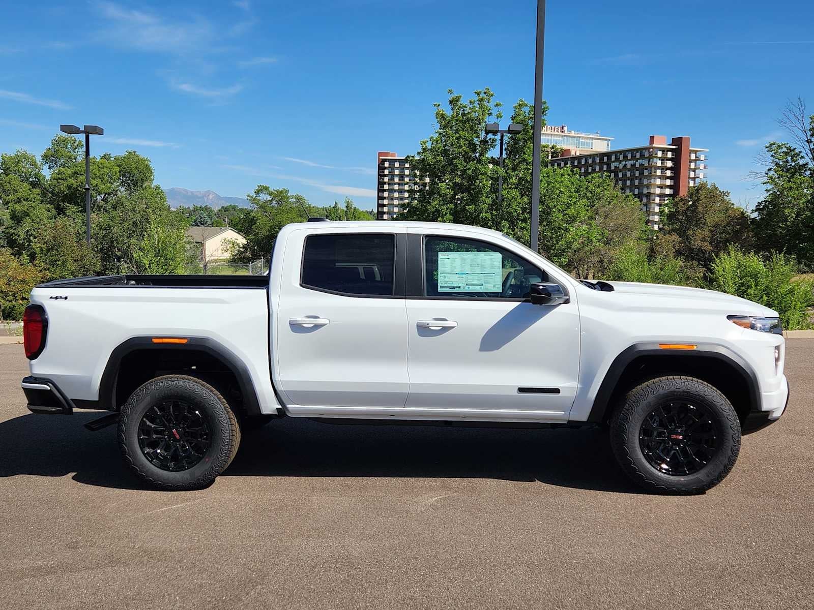 2026 GMC Canyon Elevation