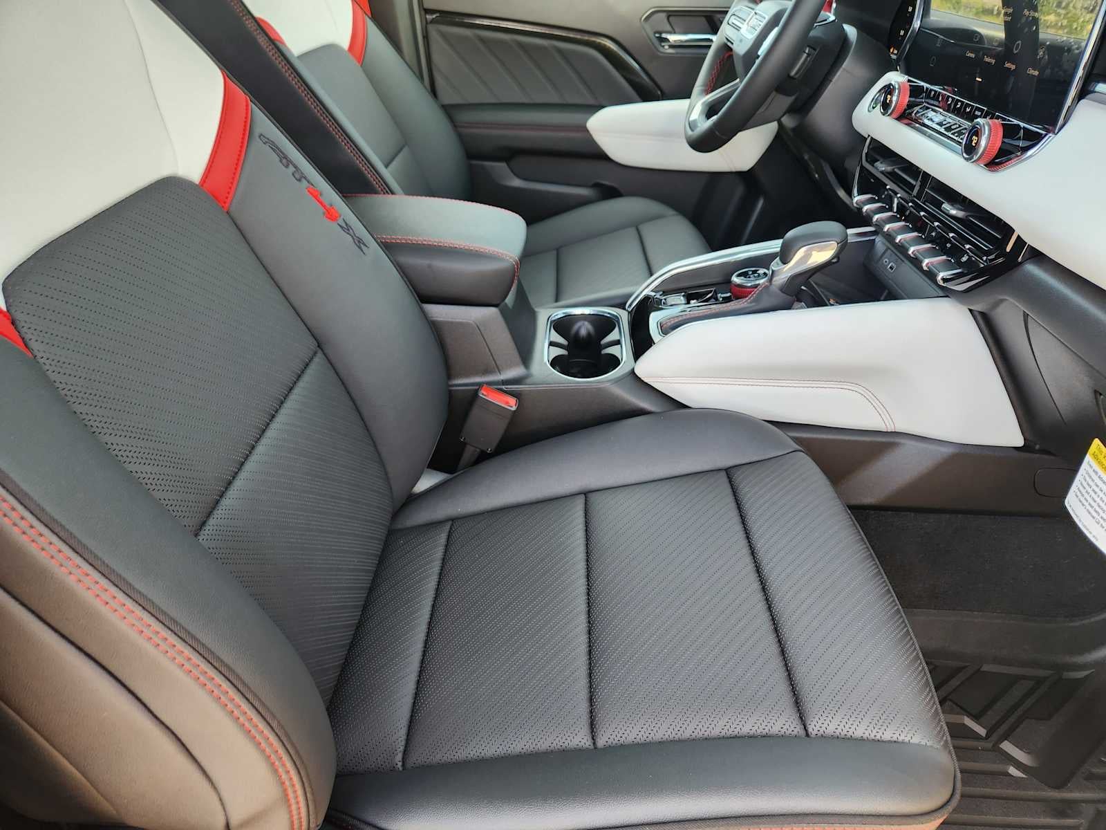 2026 GMC Canyon AT4X