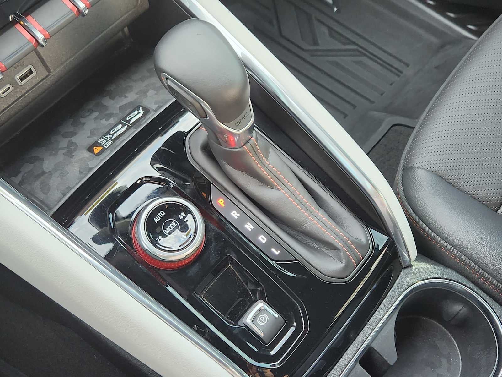 2024 GMC Canyon AT4X