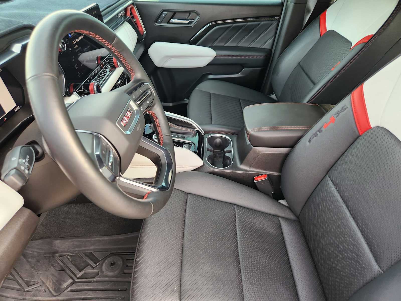 2024 GMC Canyon AT4X