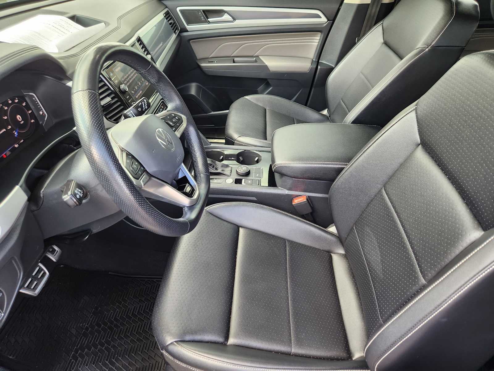 2022 Volkswagen Atlas 3.6L V6 SEL R-Line