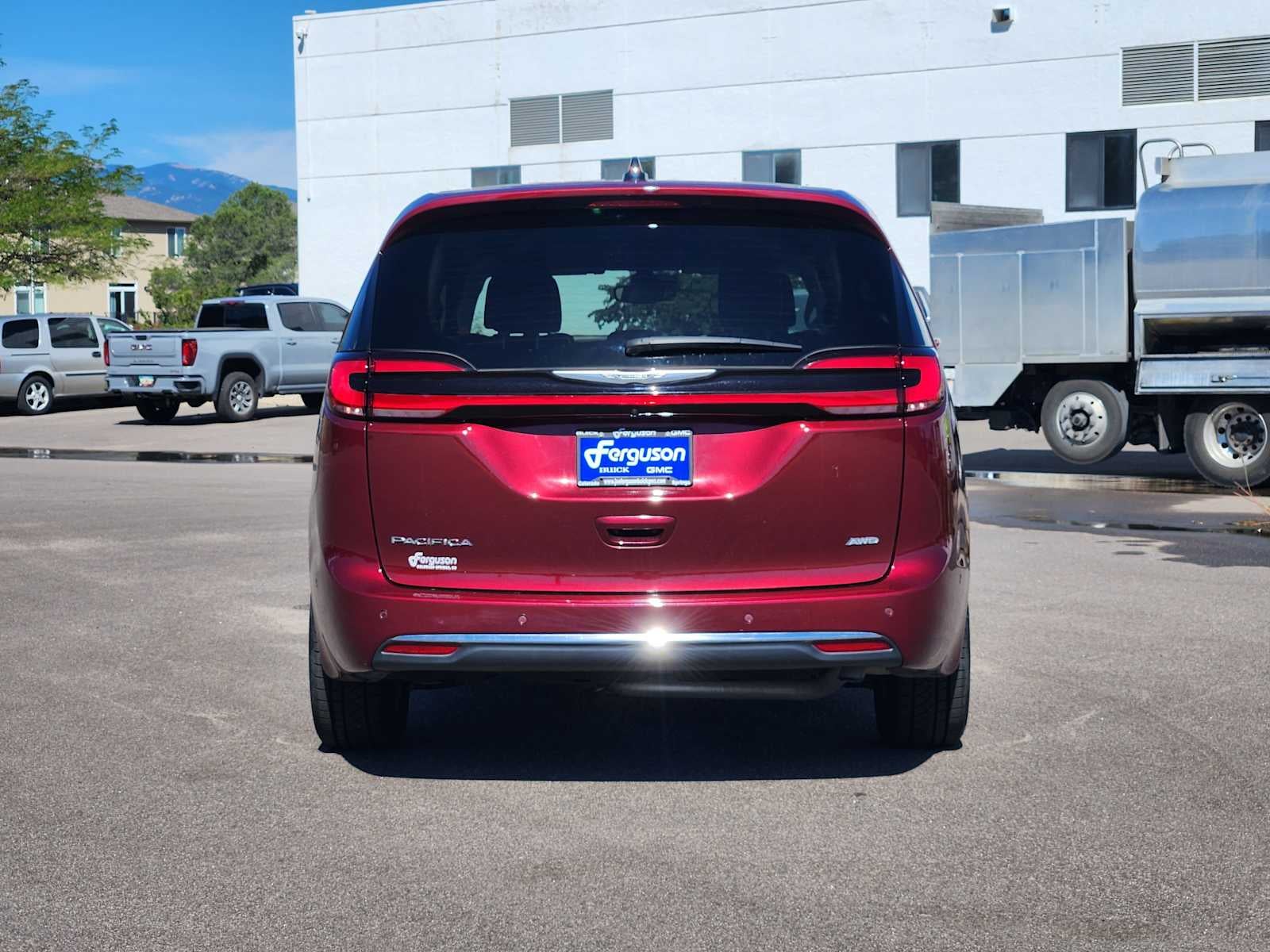 2023 Chrysler Pacifica Touring L