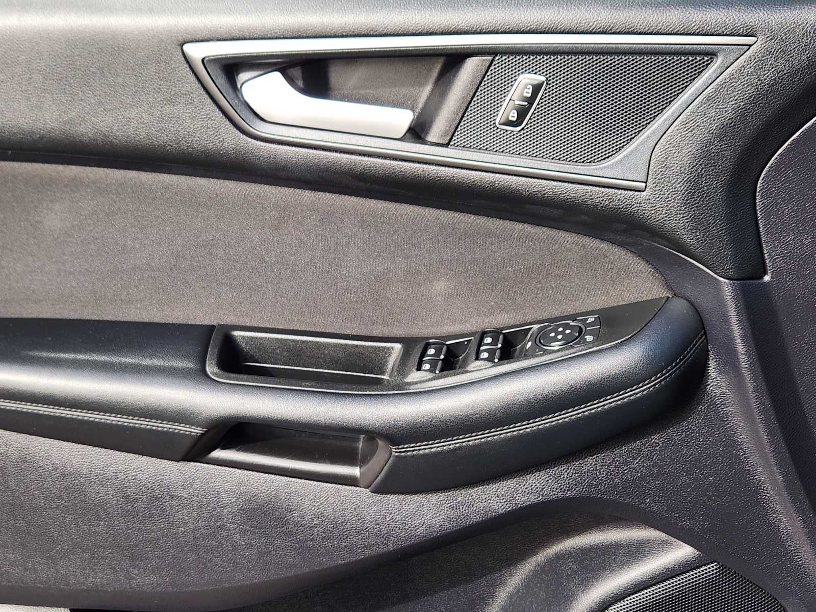 2019 Ford Edge SE