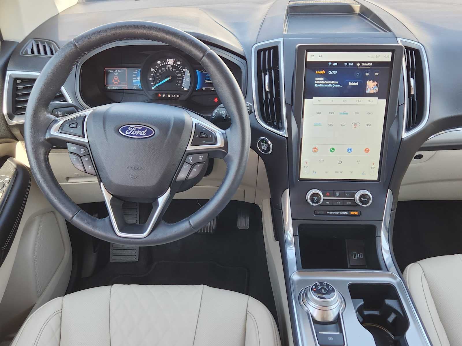 2024 Ford Edge Titanium