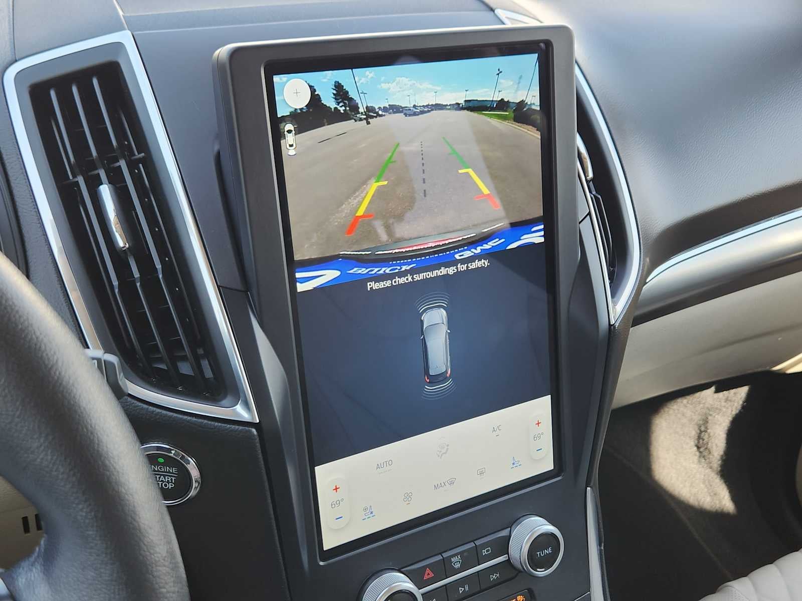 2024 Ford Edge Titanium