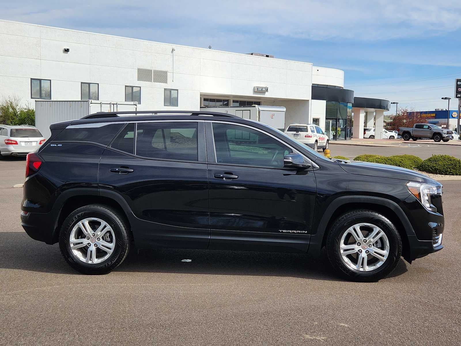 2024 GMC Terrain SLE