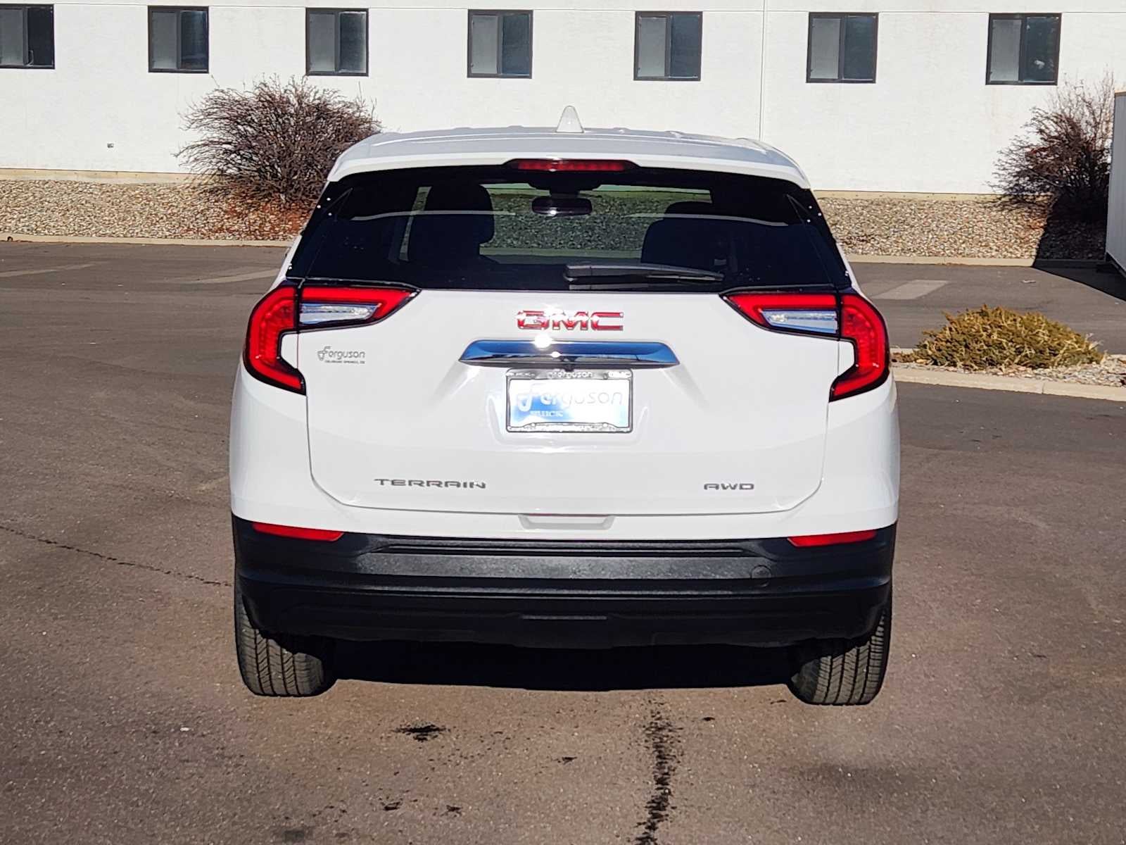 2024 GMC Terrain SLE