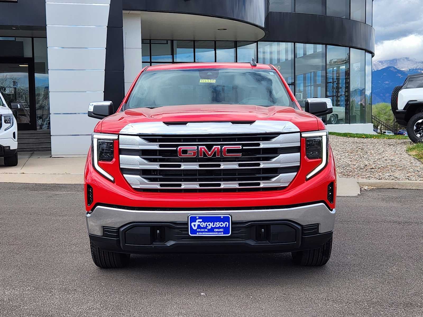 2026 GMC Sierra 1500 SLE