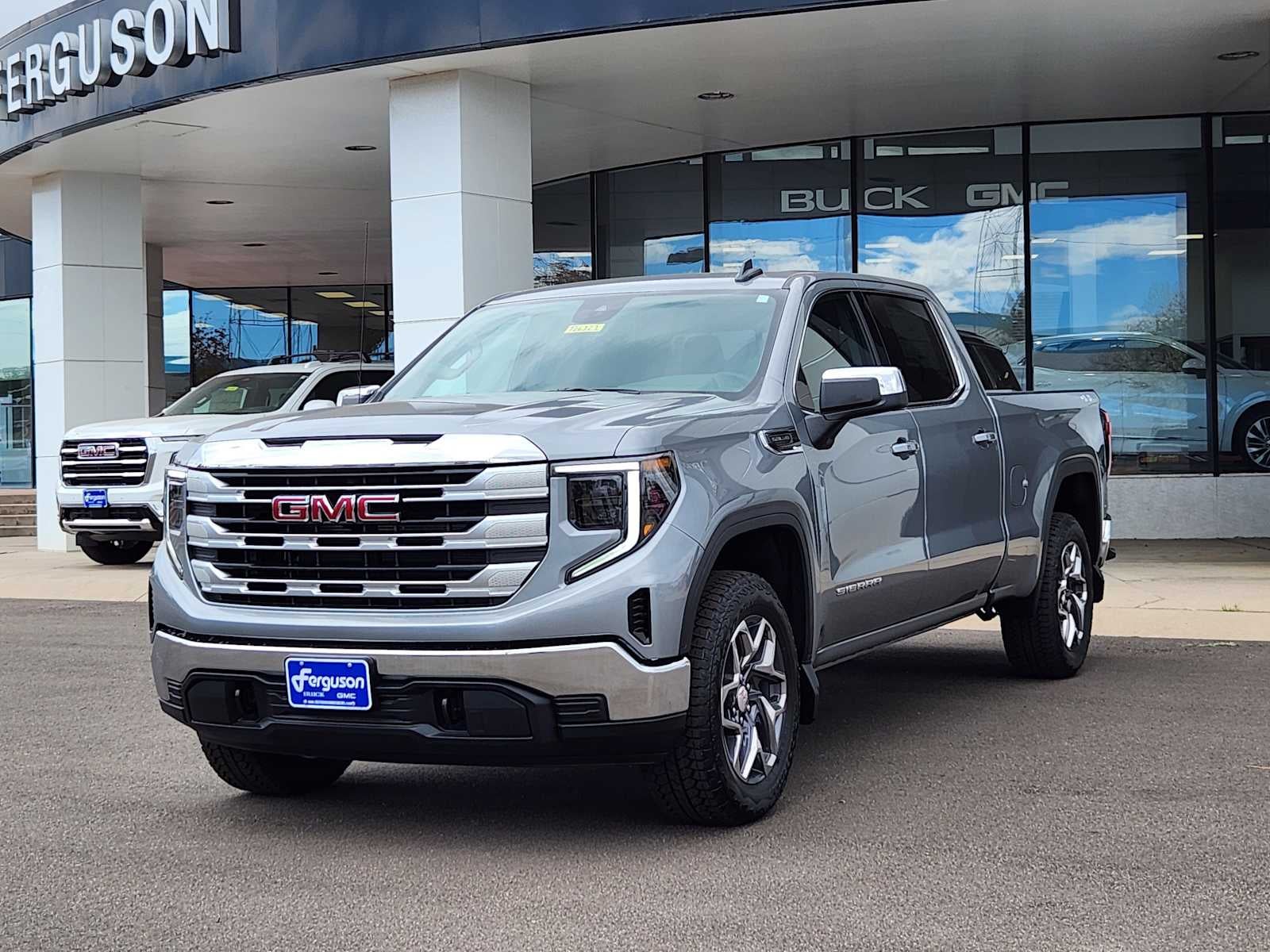 2026 GMC Sierra 1500 SLE