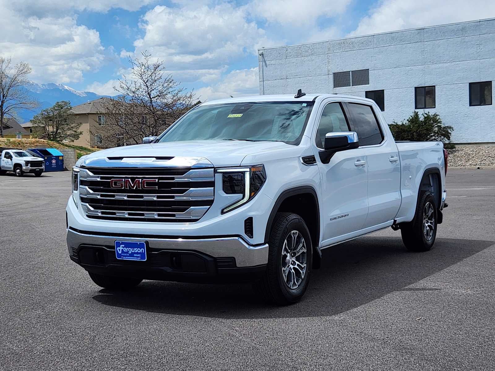 2026 GMC Sierra 1500 SLE