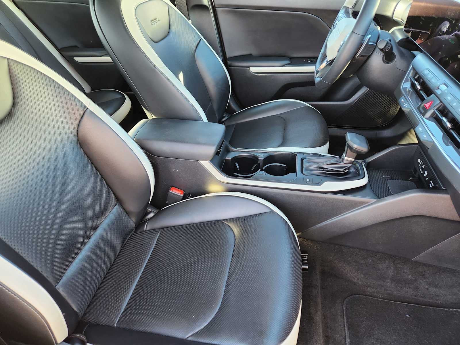 2025 Kia K4 GT-Line Turbo