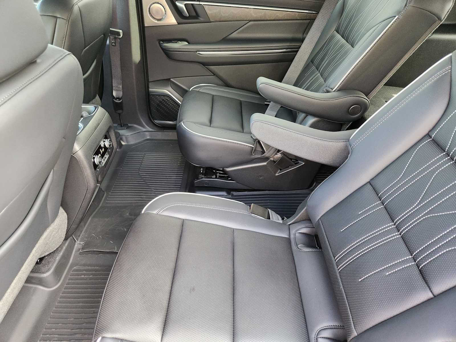 2027 Buick Enclave Avenir