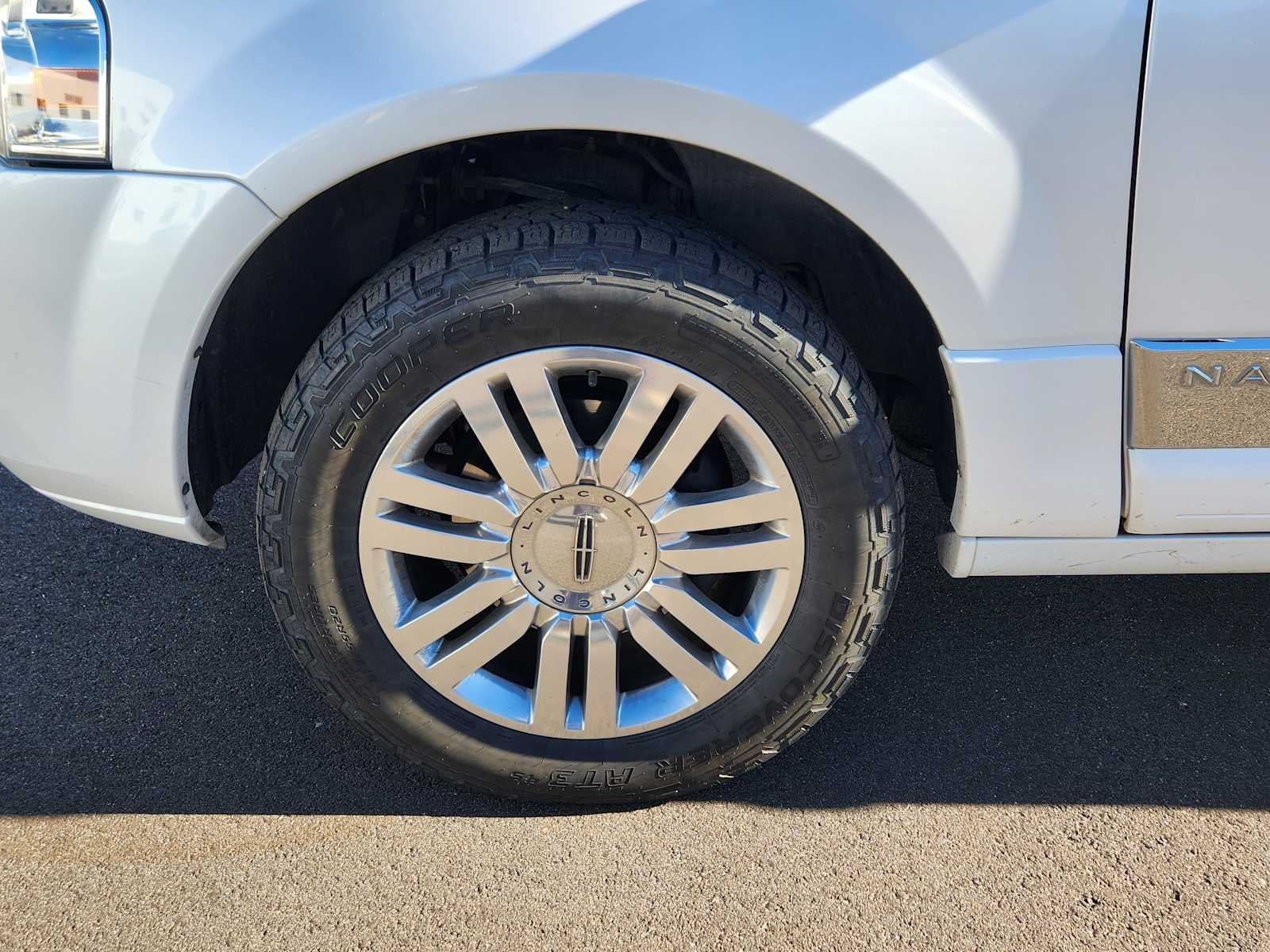 2012 Lincoln Navigator 4DR 4WD