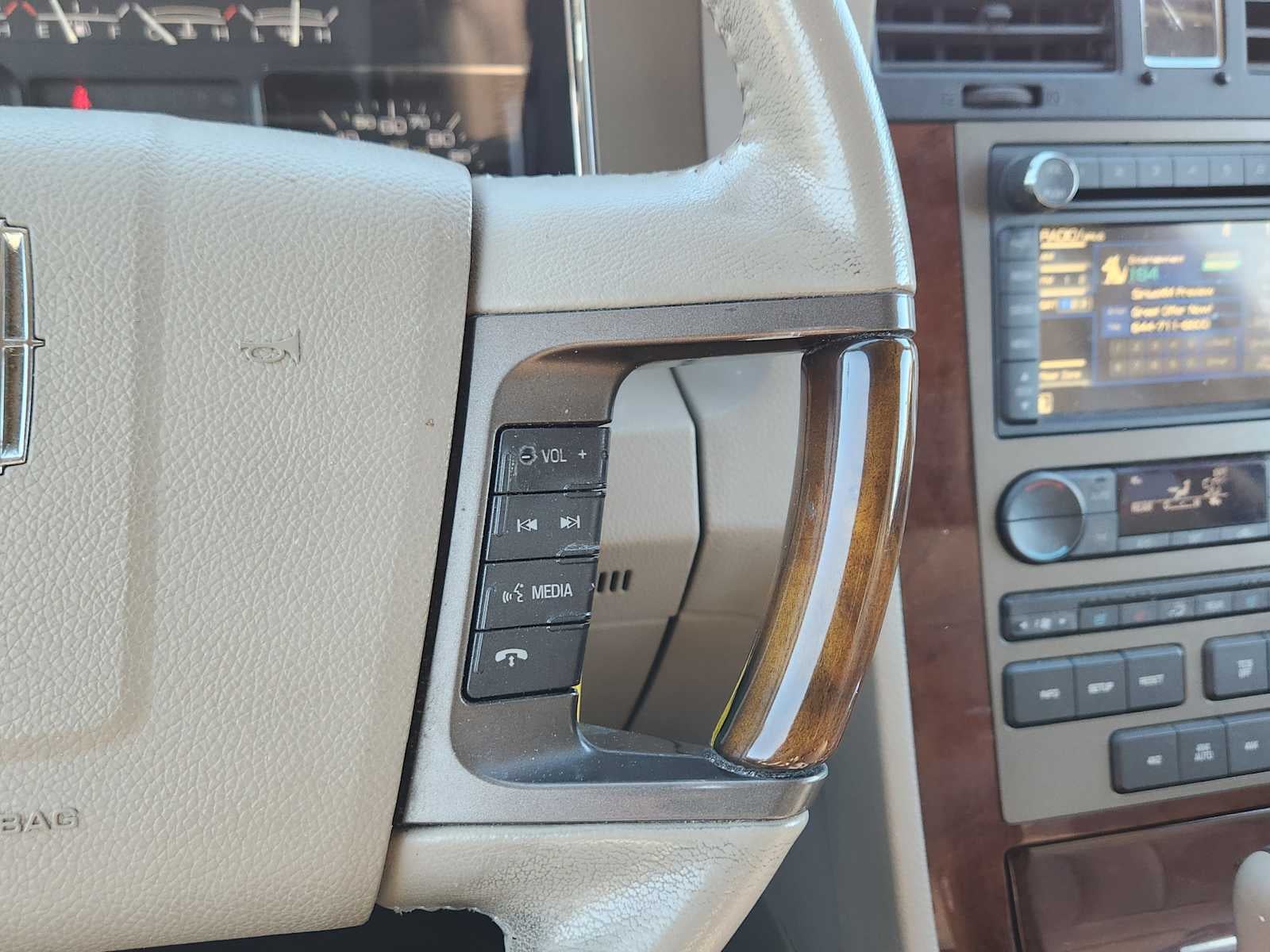 2012 Lincoln Navigator 4DR 4WD