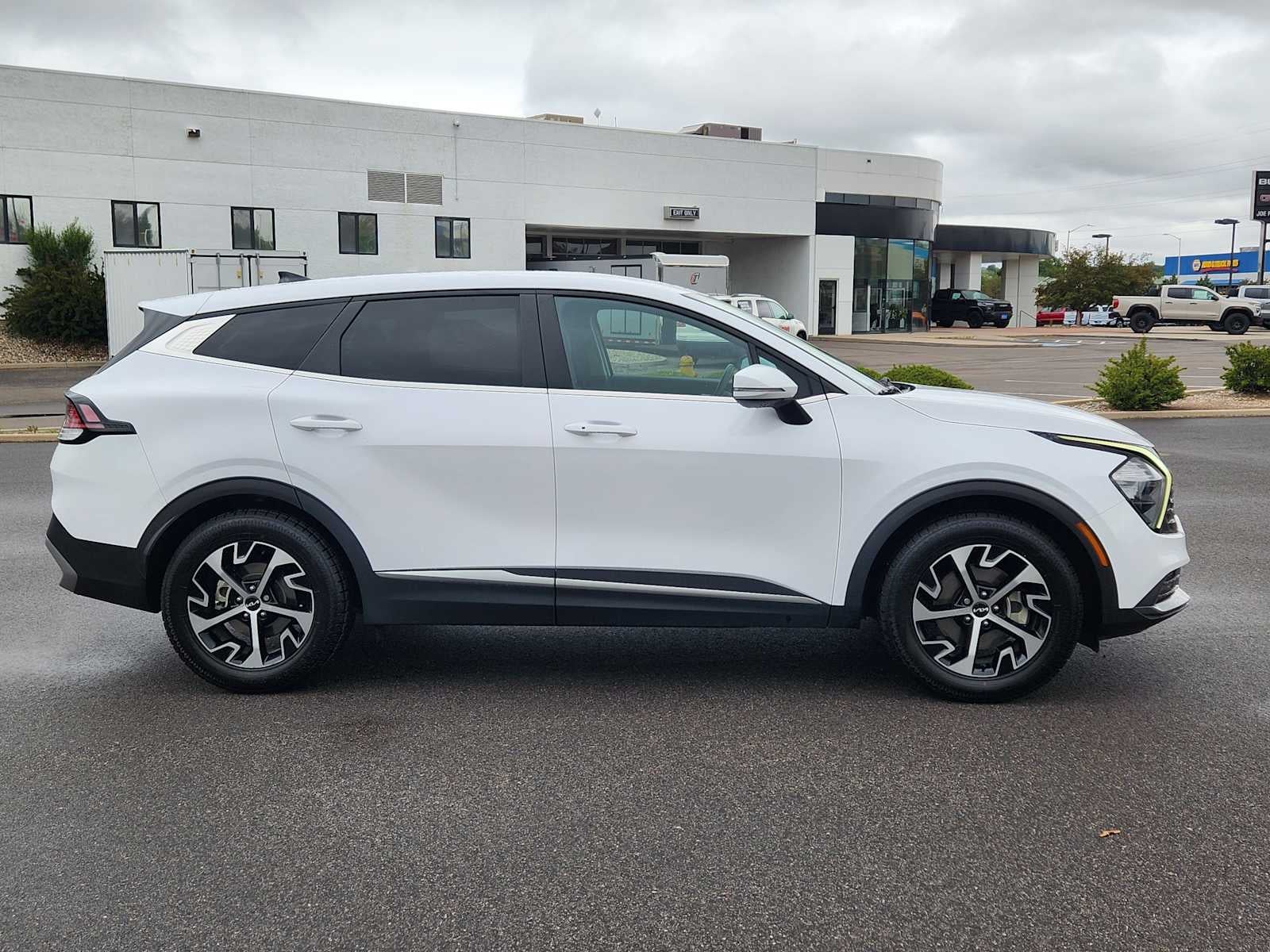 2023 Kia Sportage EX