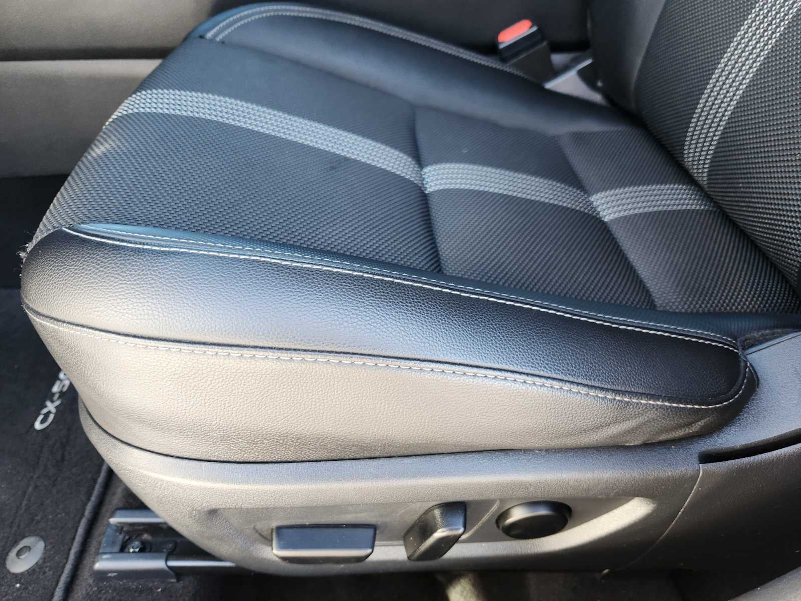 2024 Mazda Mazda CX-50 2.5 S Preferred Package