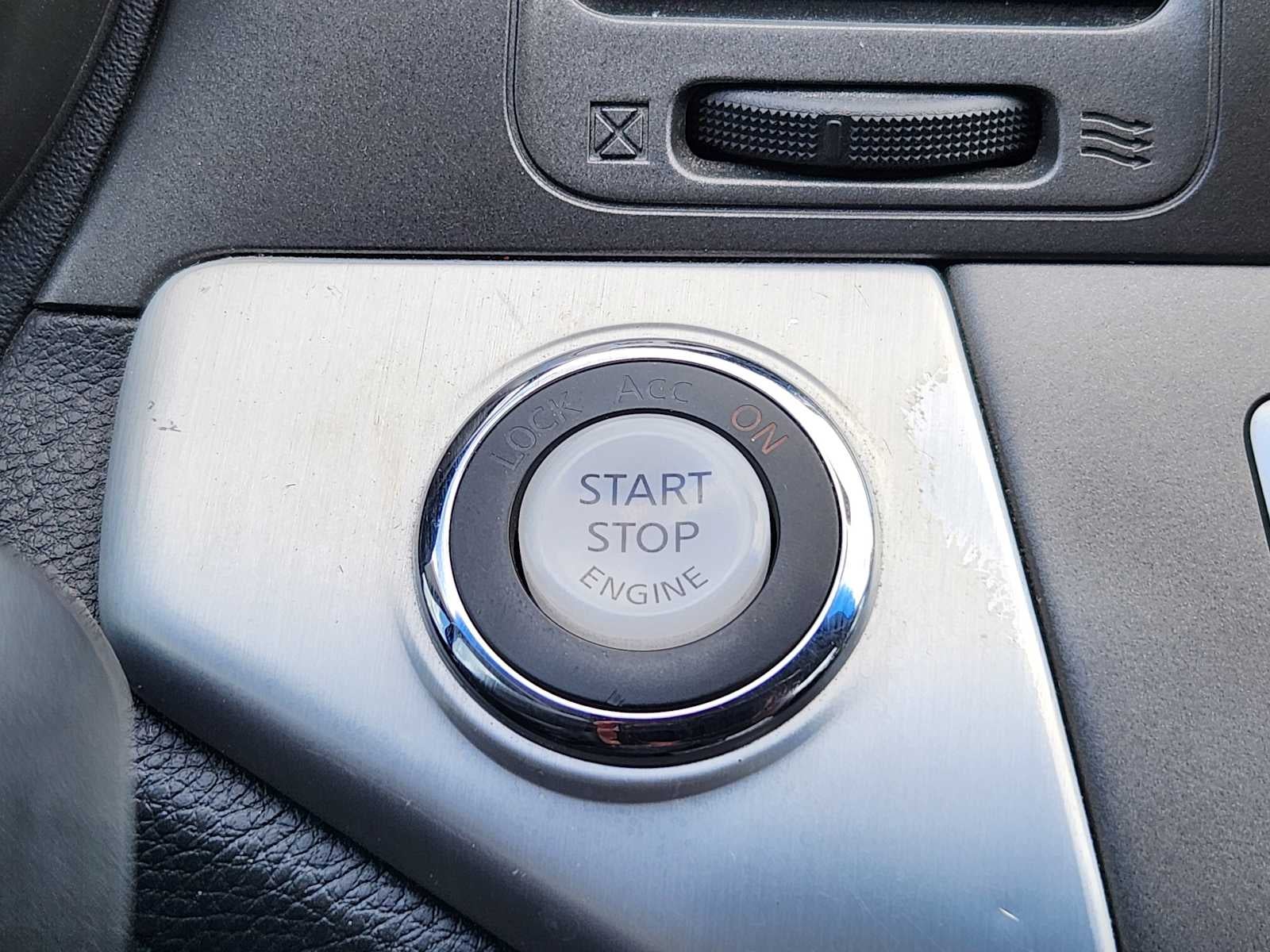2011 Nissan Murano S