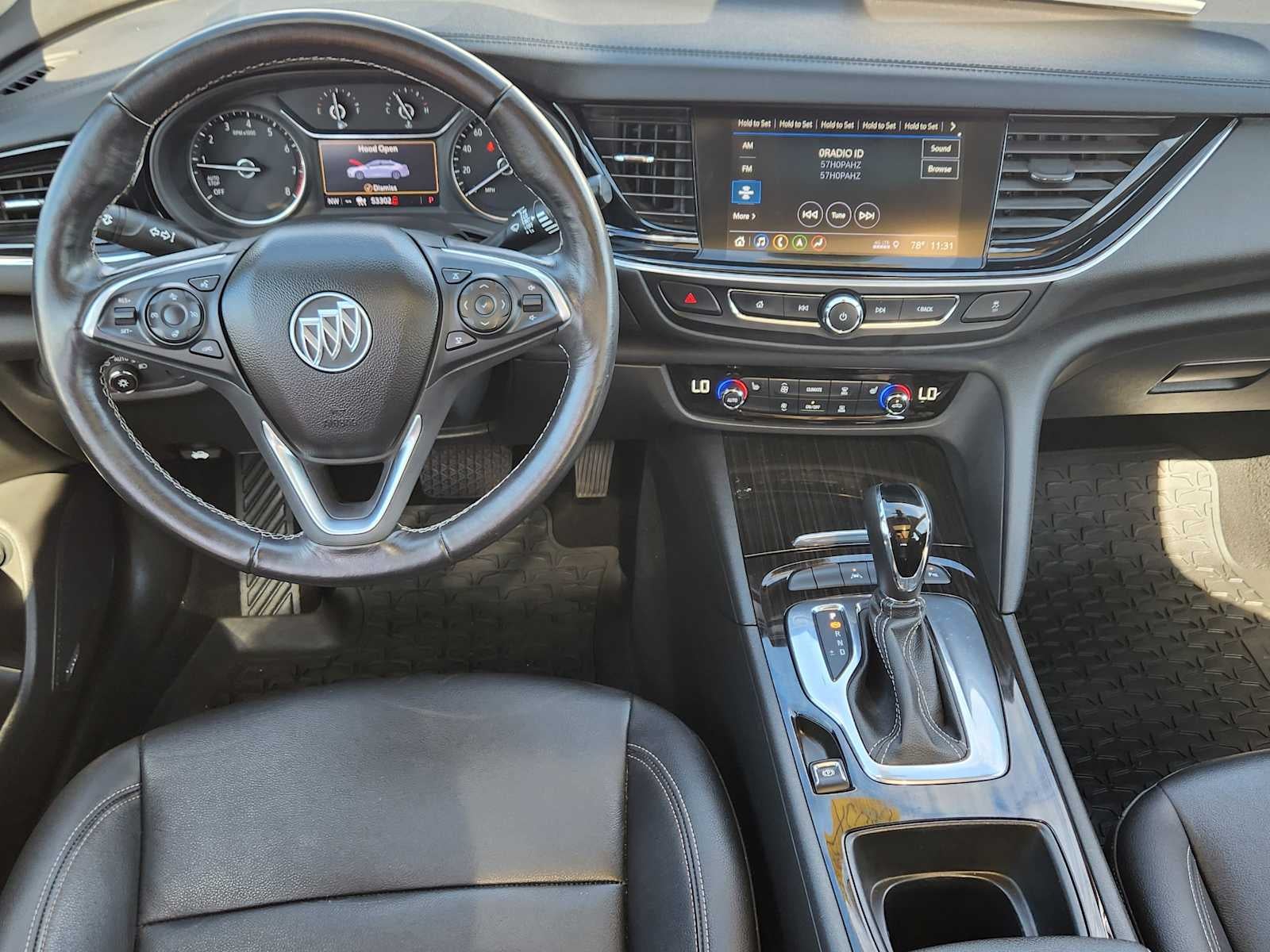 2019 Buick Regal TourX Essence