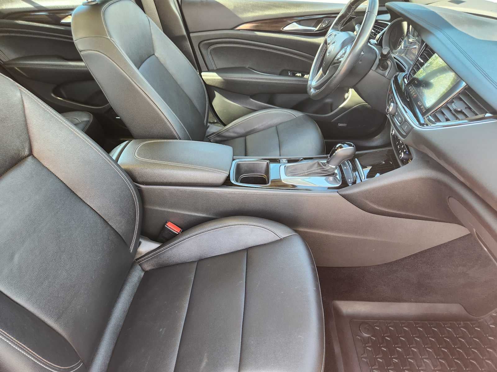 2019 Buick Regal TourX Essence