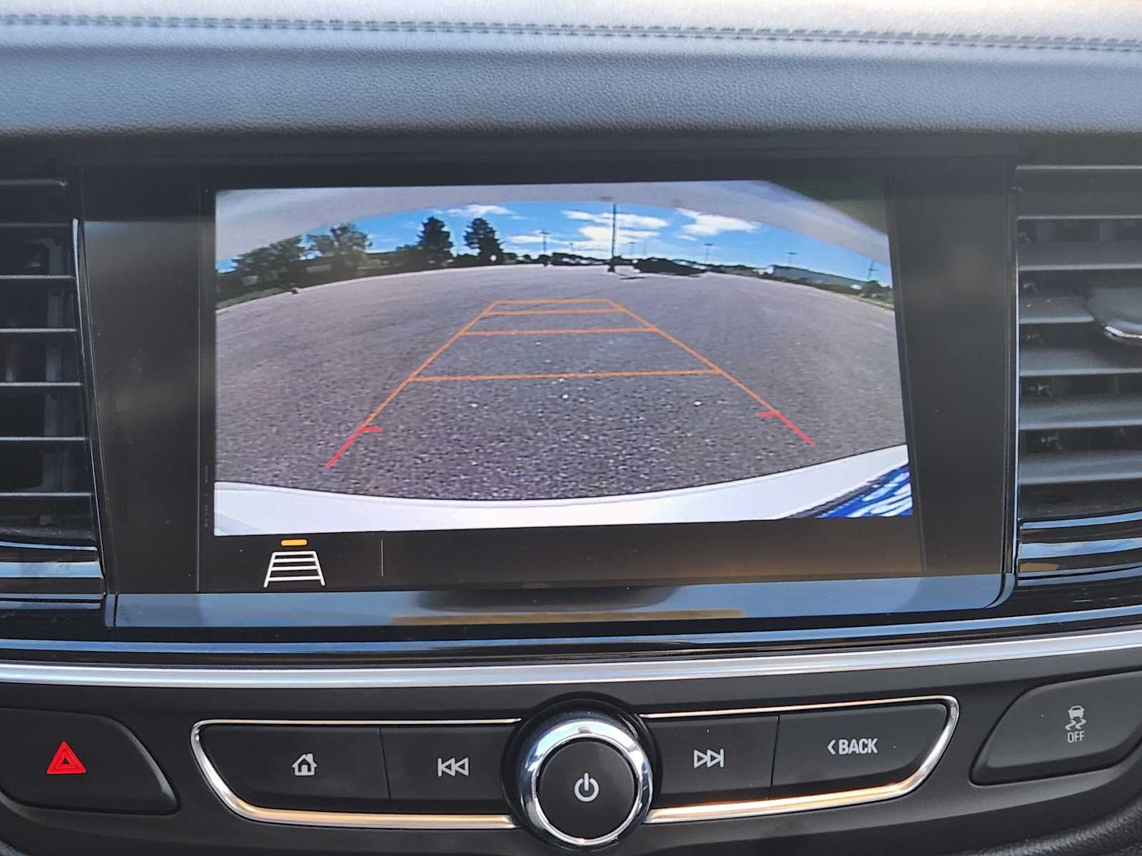 2019 Buick Regal TourX Essence