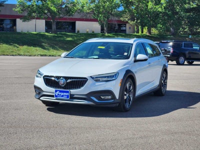 2019 Buick Regal TourX Essence